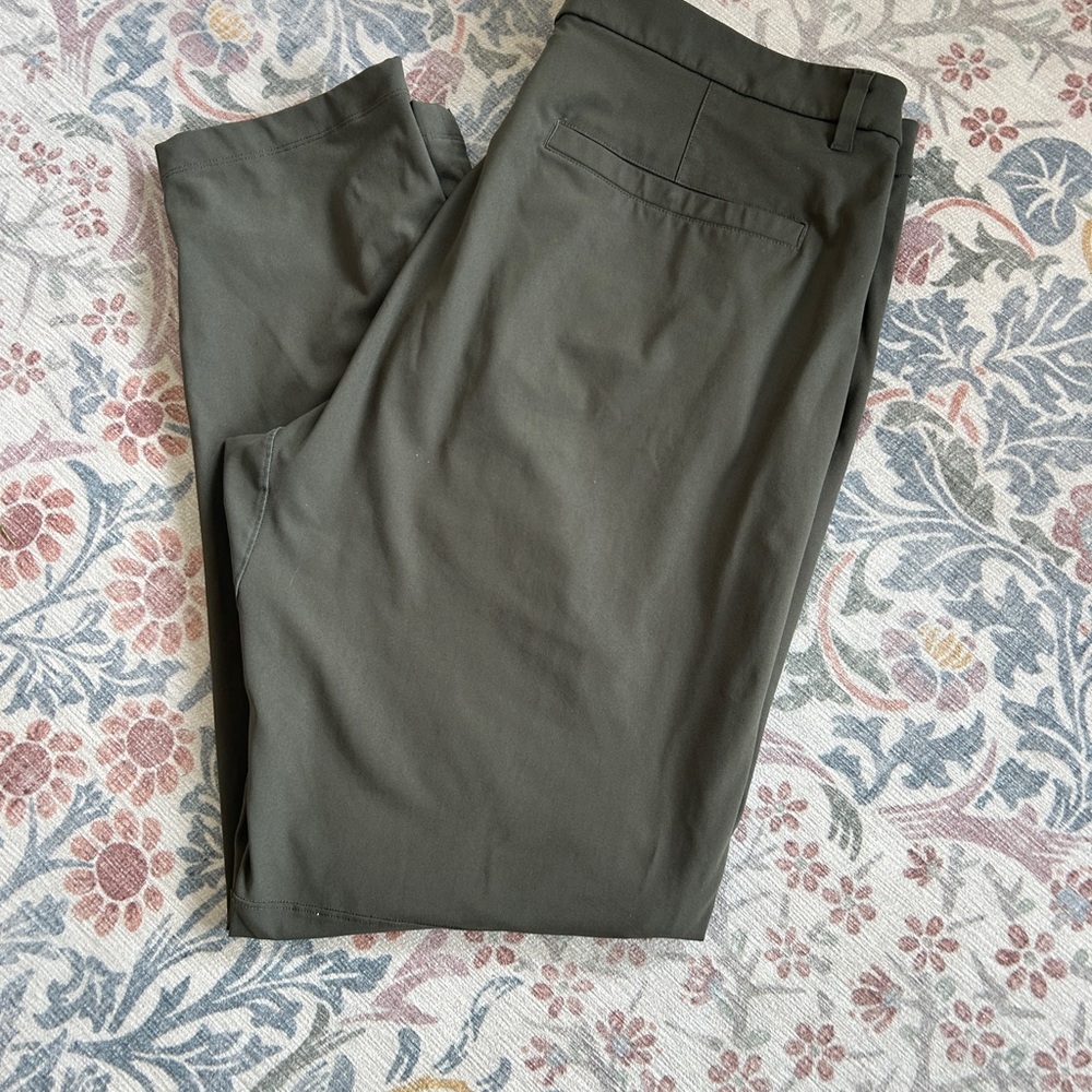 Men’s LuluLemon Like New Pant 38 - Picture 3 of 4